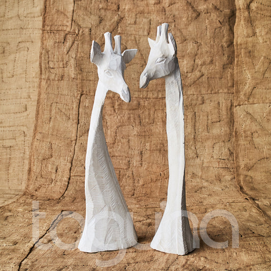 GIRAFFE HEAD (SWAZILAND) 40H WHITEWASH
