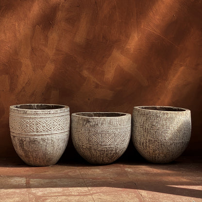 ENGRAVED VESSEL (INDONESIA) COCONUT 50L 50W 60H WHTW