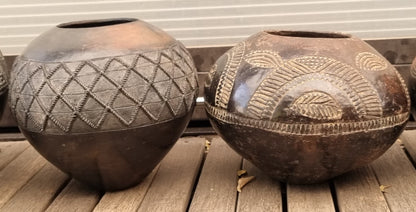 ZULU UKHAMBA POT (SOUTH AFRICA) H28 D33