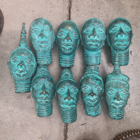 BENIN HEAD (BENIN/NIGERIA) 12H