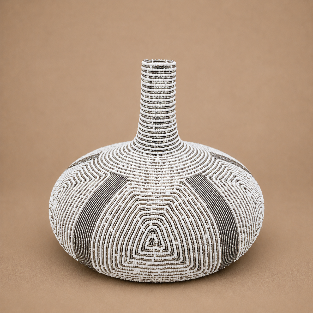 RIO VASE (SOUTH AFRICA) BEADED LRG BOXED