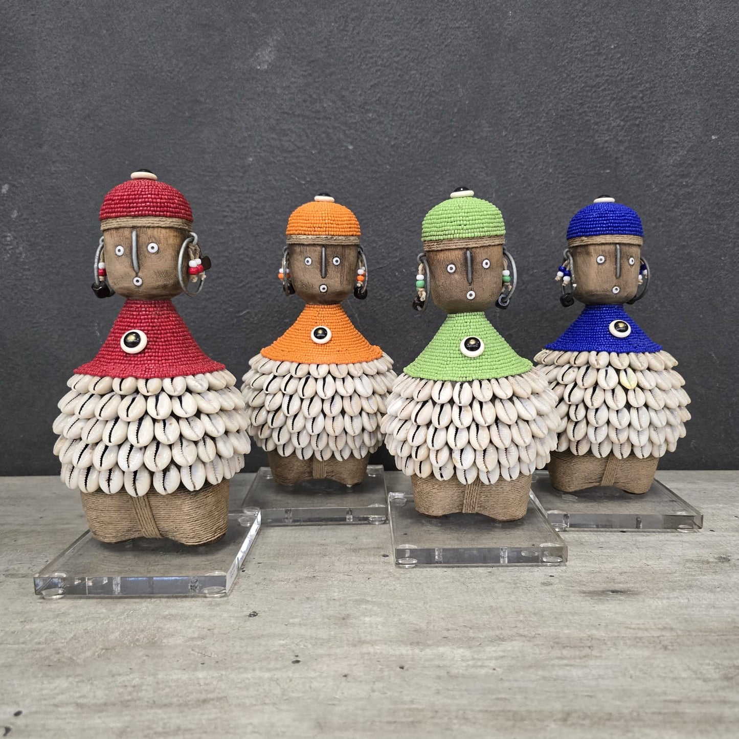 NAMJI DOLL (CAMEROON) LUX 18-24H