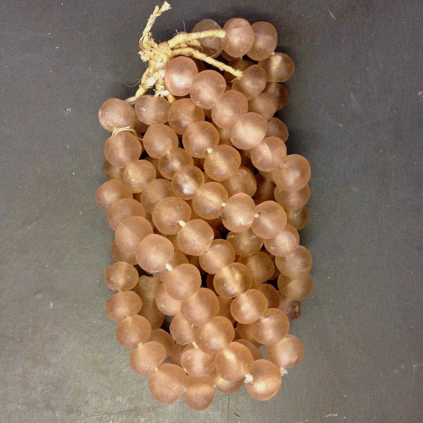 RECYCLED GLASS BEAD (GHANA) XL PKT BLUSH PINK