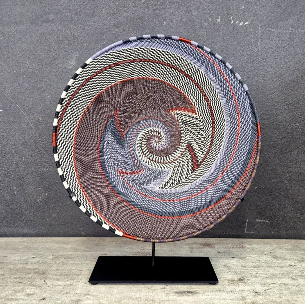 TELEPHONE WIRE BASKET (SOUTH AFRICA) VESSEL 30D+STAND
