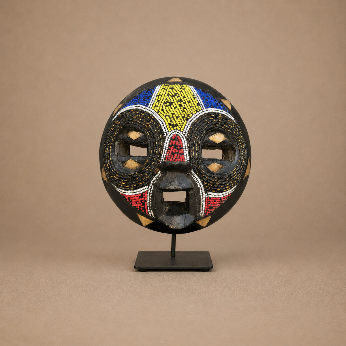 PASSPORT MASK (GHANA) BEADED 15H