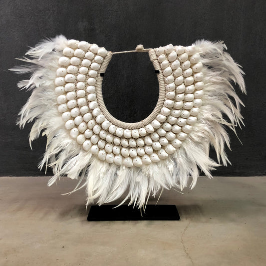 SHELL, FEATHER COLLAR (INDONESIA) LRG 43W 38H