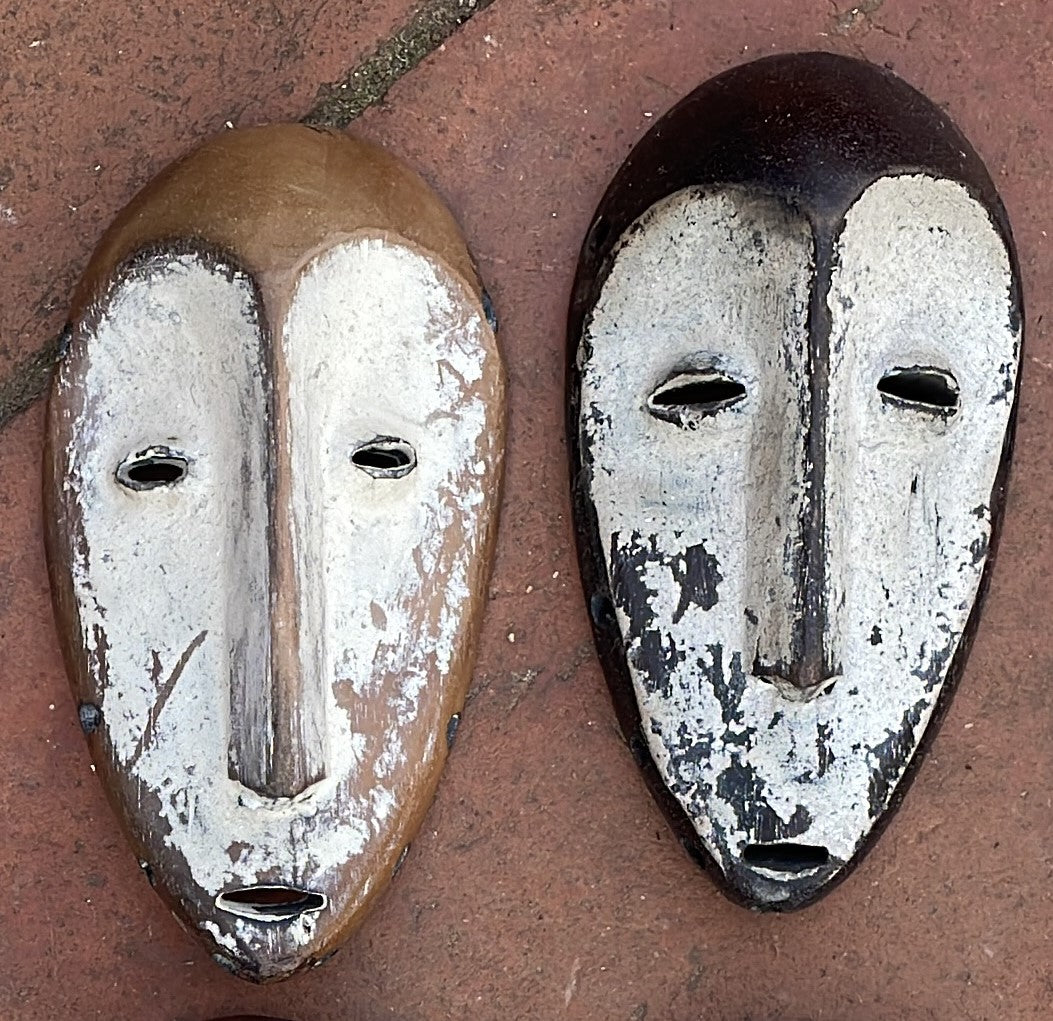 LEGA PASSPORT MASK (REPUBLIC OF CONGO)