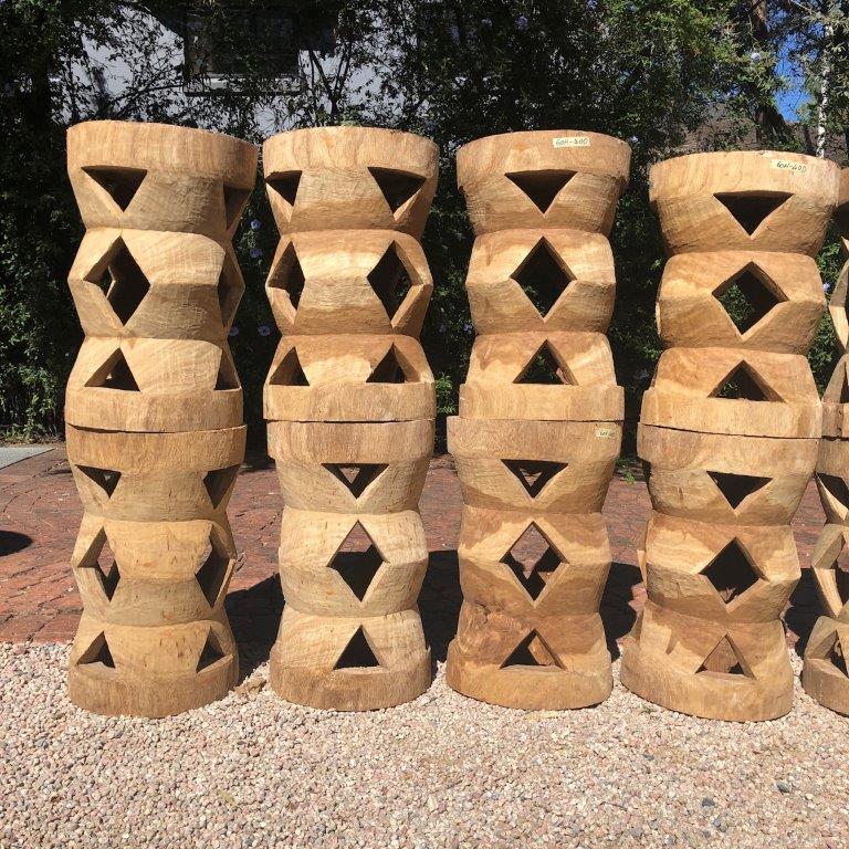 STOOL/SIDE-TABLE (CAMEROON) 40D 60H NATURAL