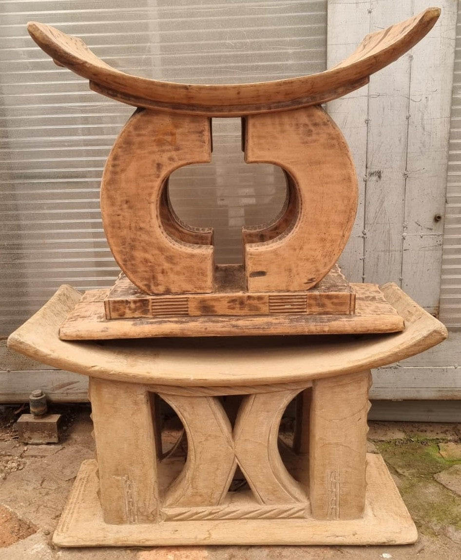ASANTI STOOL (GHANA) LRG