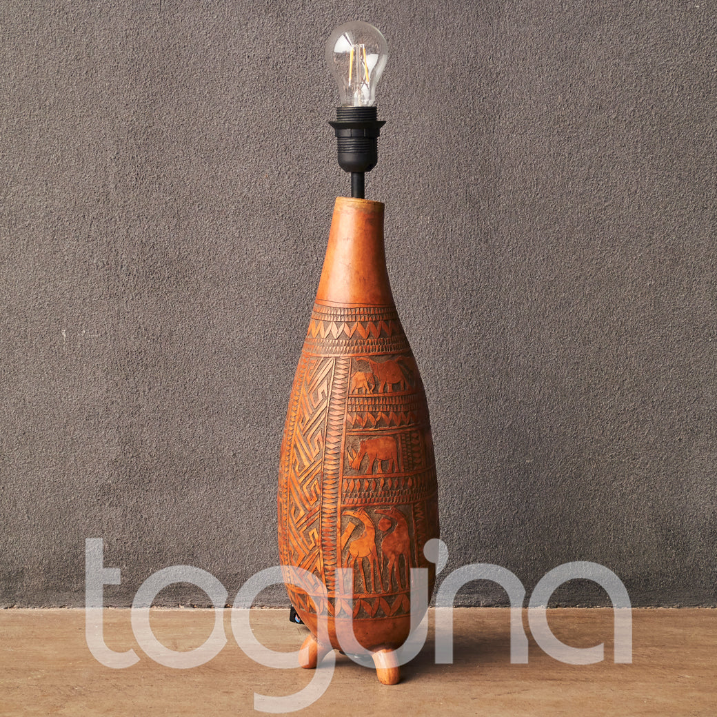 ENGRAVED CALABASH LAMP PAIR R