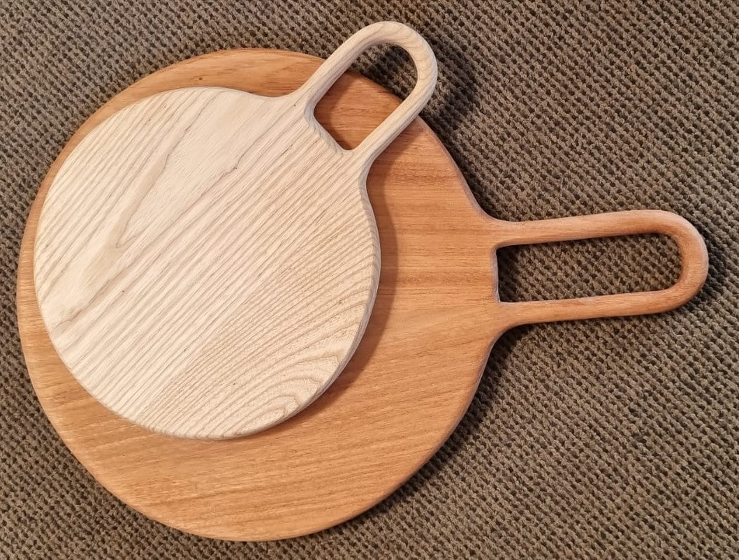 PLATTER WITH HANDLE (SOUTH AFRICA) 54L 35D NAT