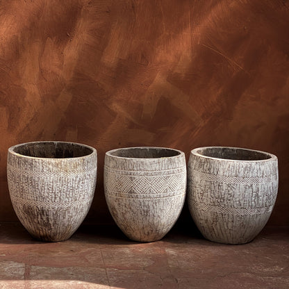 ENGRAVED VESSEL (INDONESIA) COCONUT 50L 50W 60H WHTW