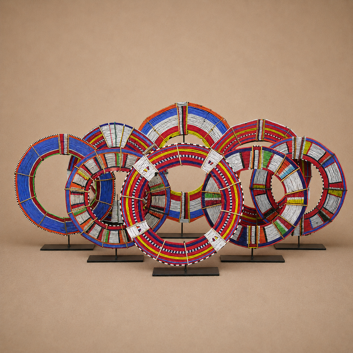 MAASAI BEAD COLLAR (KENYA) 33W 36H