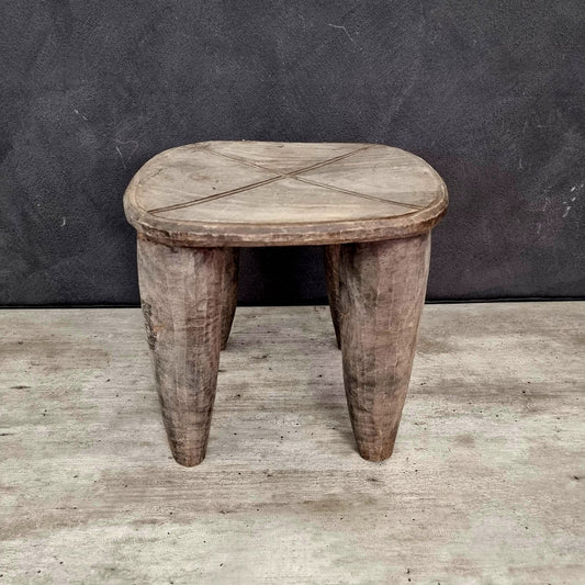 NUPE TABLE (NIGERIA) 45L 40W 40H NATURAL