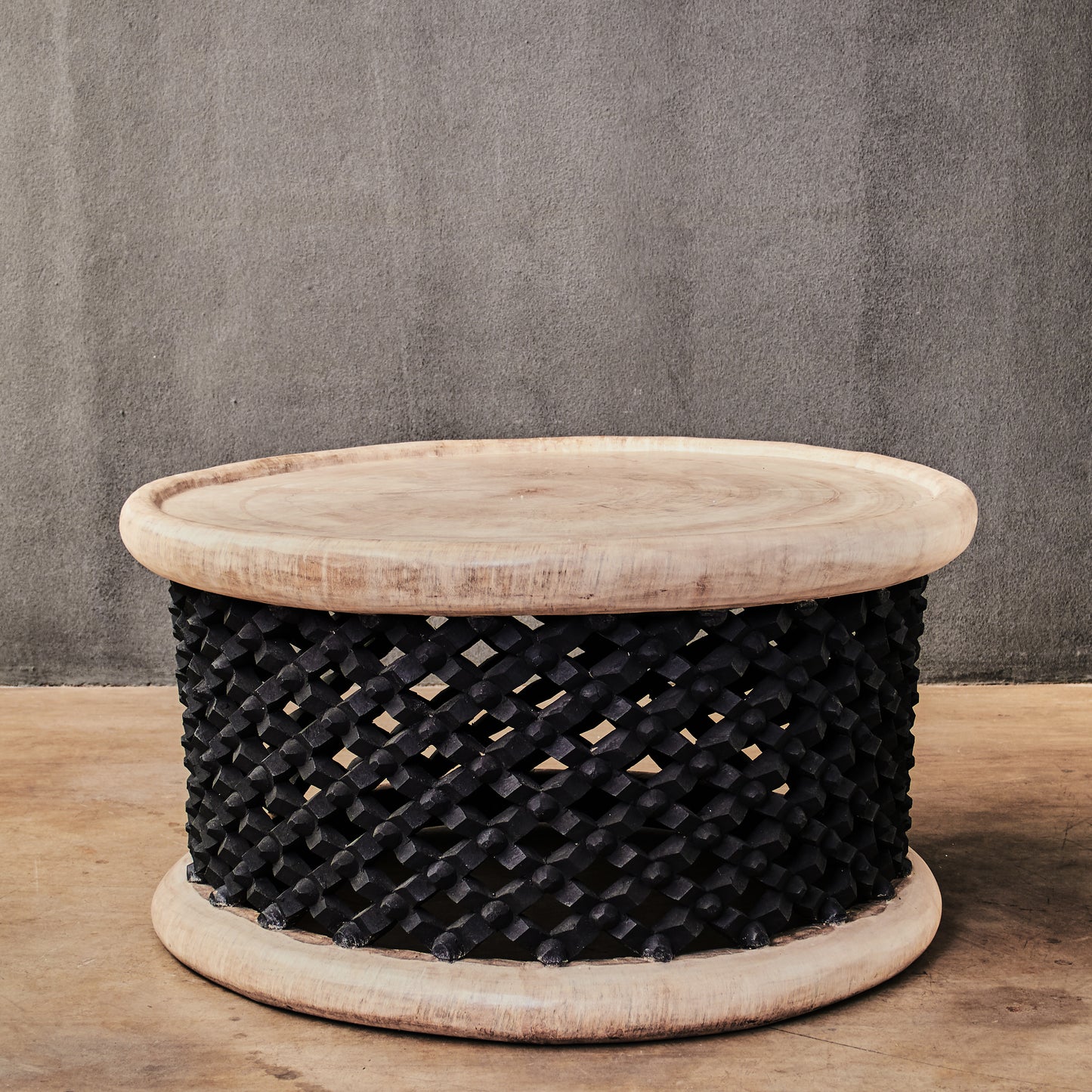 BAMILEKE STOOL/SIDE-TABLE (CAMEROON) 90D 43H CUSTOM