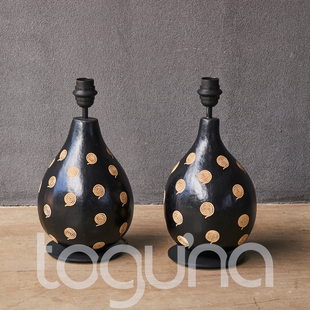 ENGRAVED CALABASH LAMP PAIR R