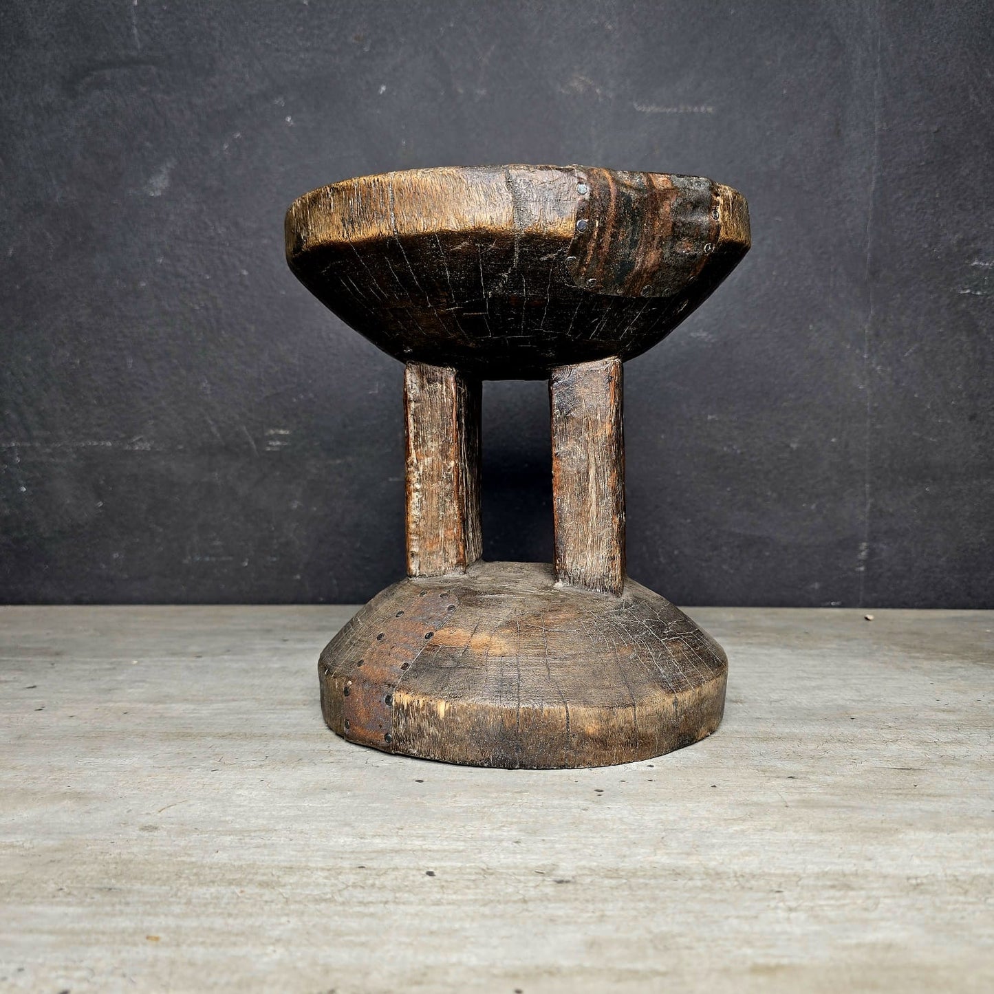 LOZI STOOL (ZAMBIA) ROUND 23D 23H