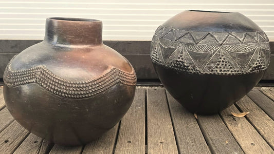 ZULU UKHAMBA POT (SOUTH AFRICA) H32 D33